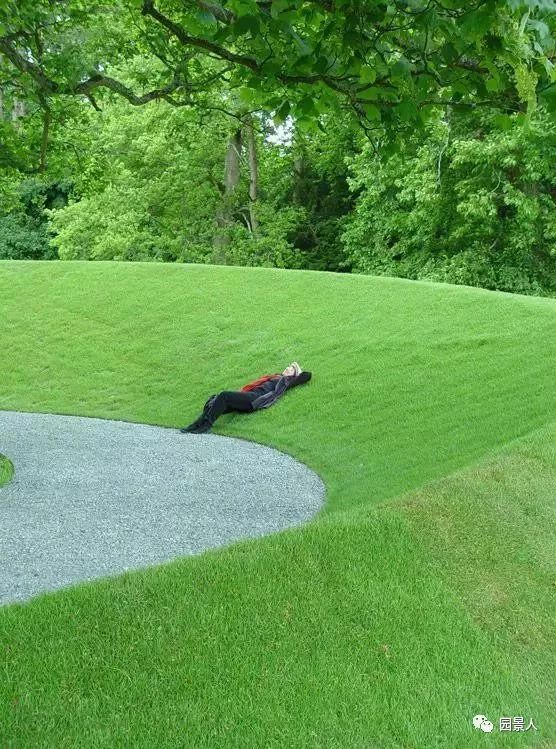 景觀微地形堆坡的藝術